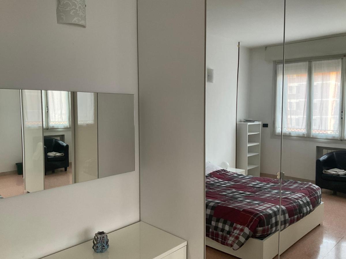 Splendido In Zona Fiera A Apartamento Bolonha