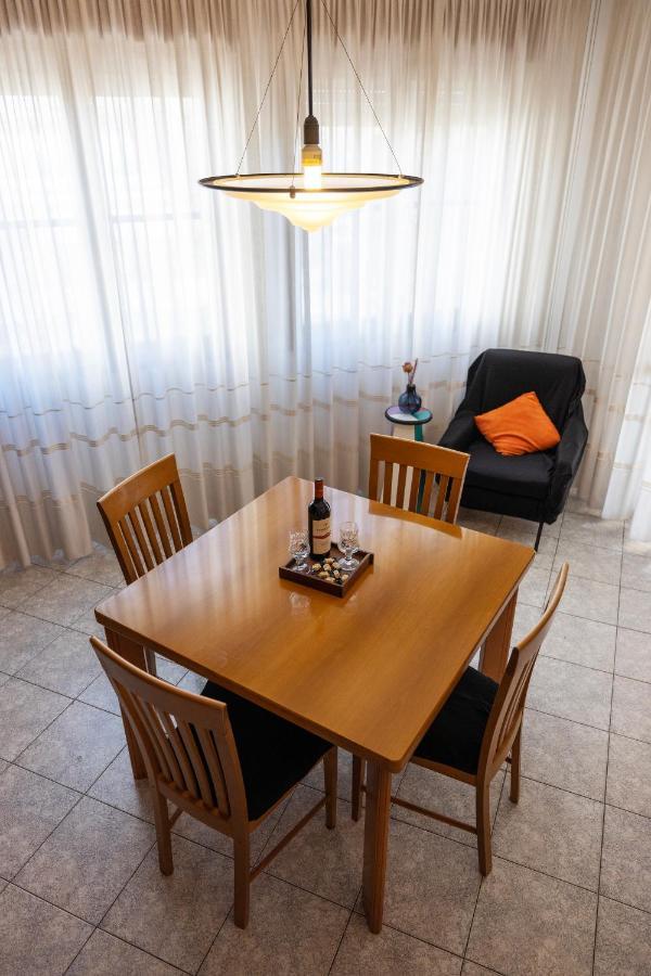 We - House Of Stars - Apartment