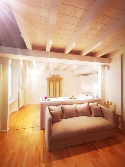 Gombruti14 Boutique Apartamento