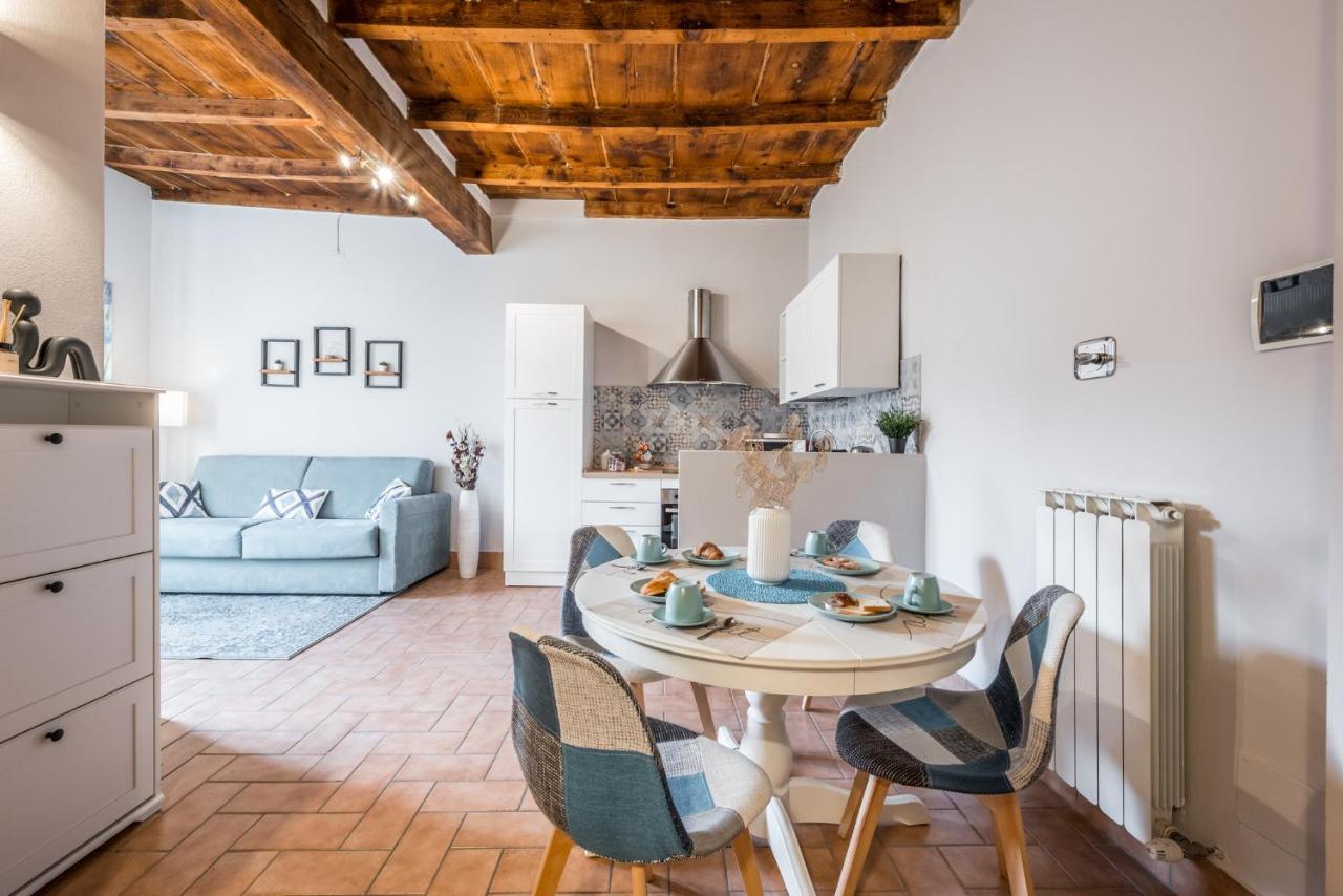 Santo Stefano Casa Vittoria Apartment *