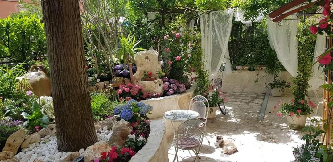 Stella Del Mar Bed & Breakfast *