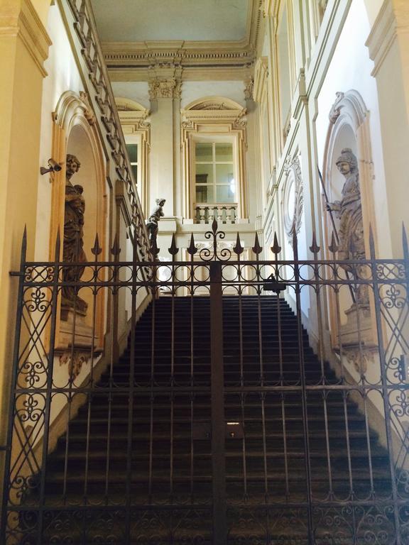 Tl Palazzo Fantuzzi * Bolonia