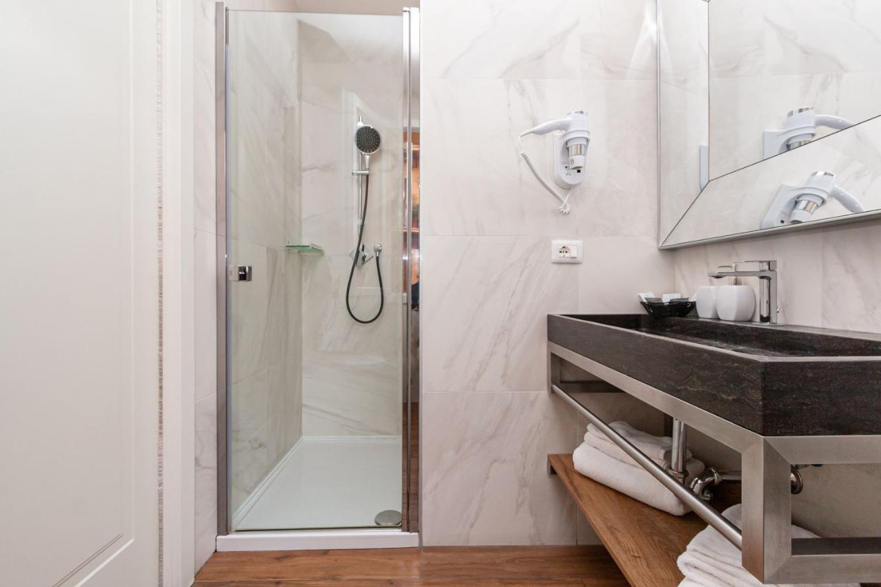 Bed & Breakfast La Finestra Sul Canale 3*