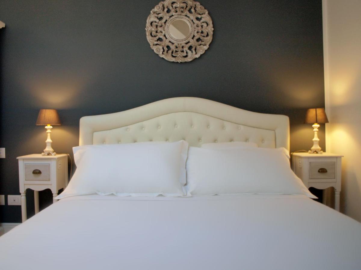 Guest house Acquaderni 2*