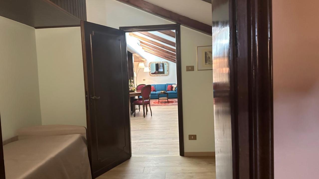 Roma Hotel 4*