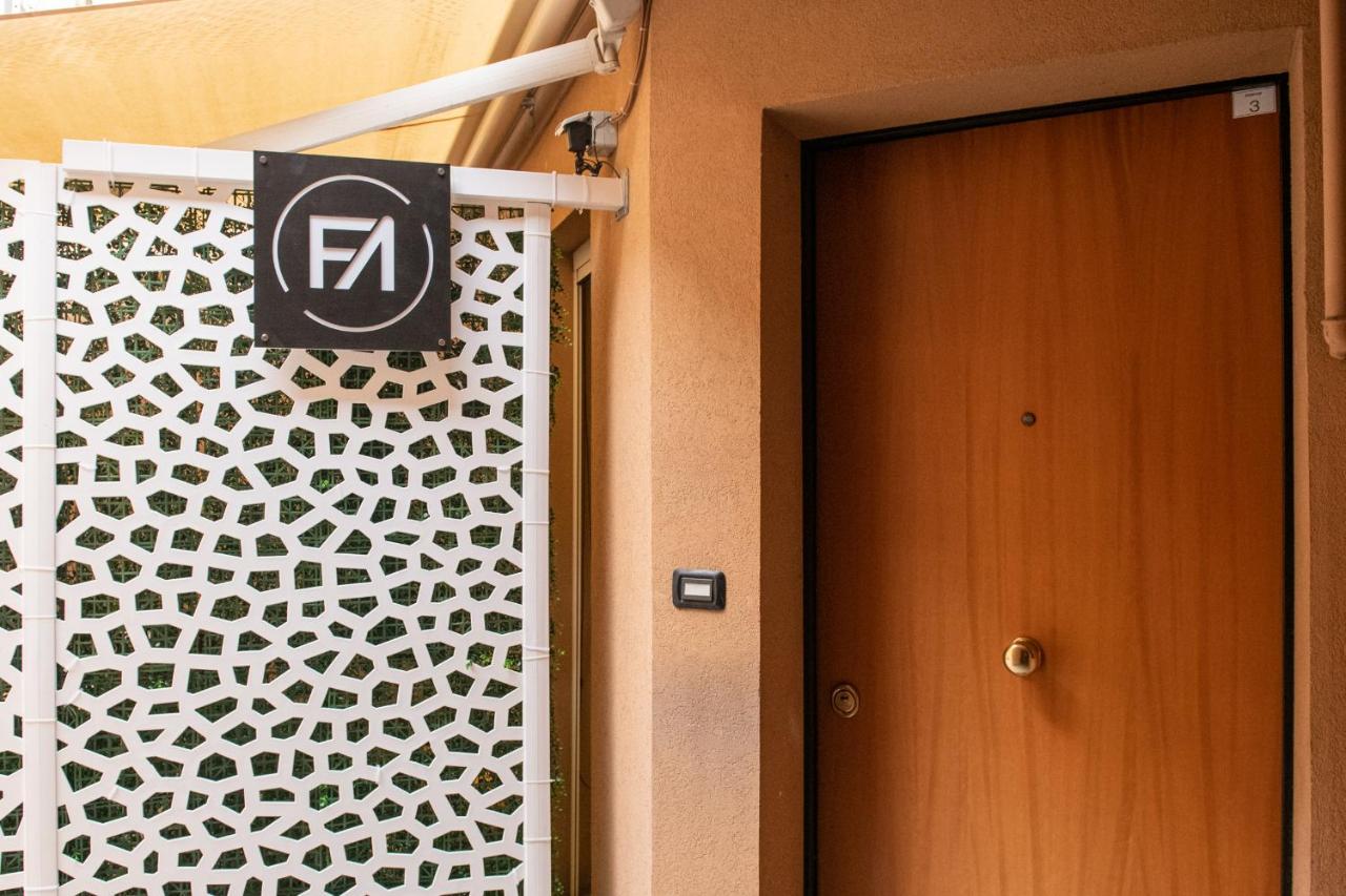 Fashion Gold With Jacuzzi & Car Garage * Bologna