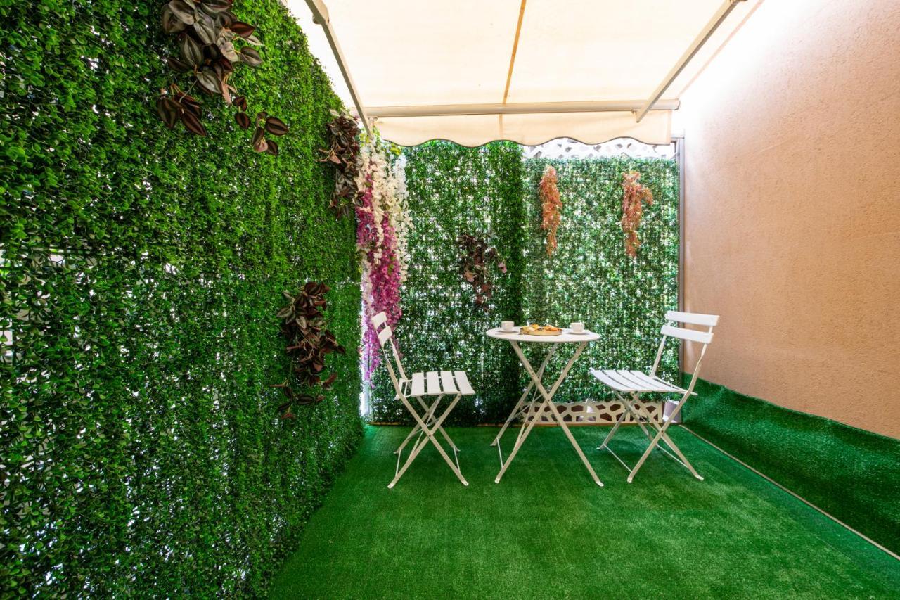 Fashion Gold With Jacuzzi & Car Garage * Bologna