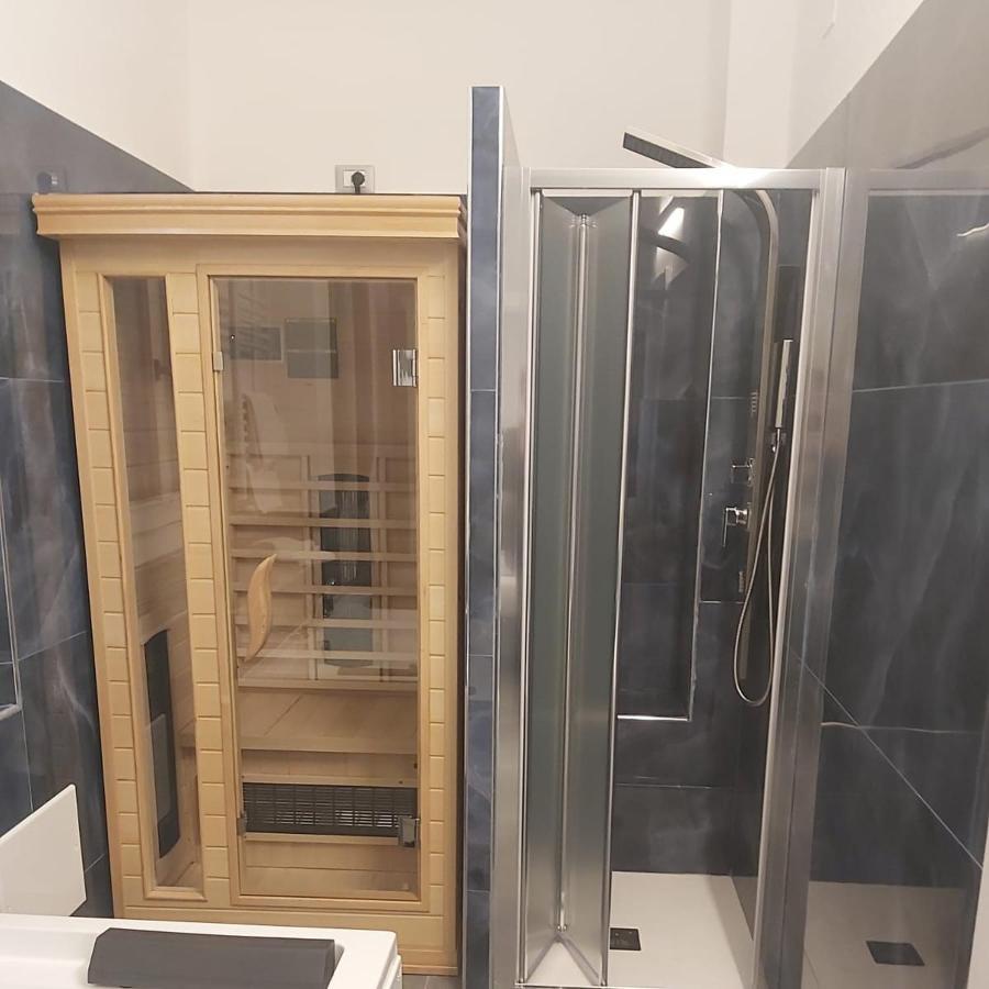 Hotel Holiday- Finestrella Bologna
