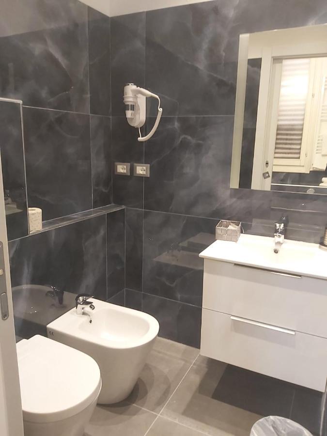 Hotel Holiday- Finestrella