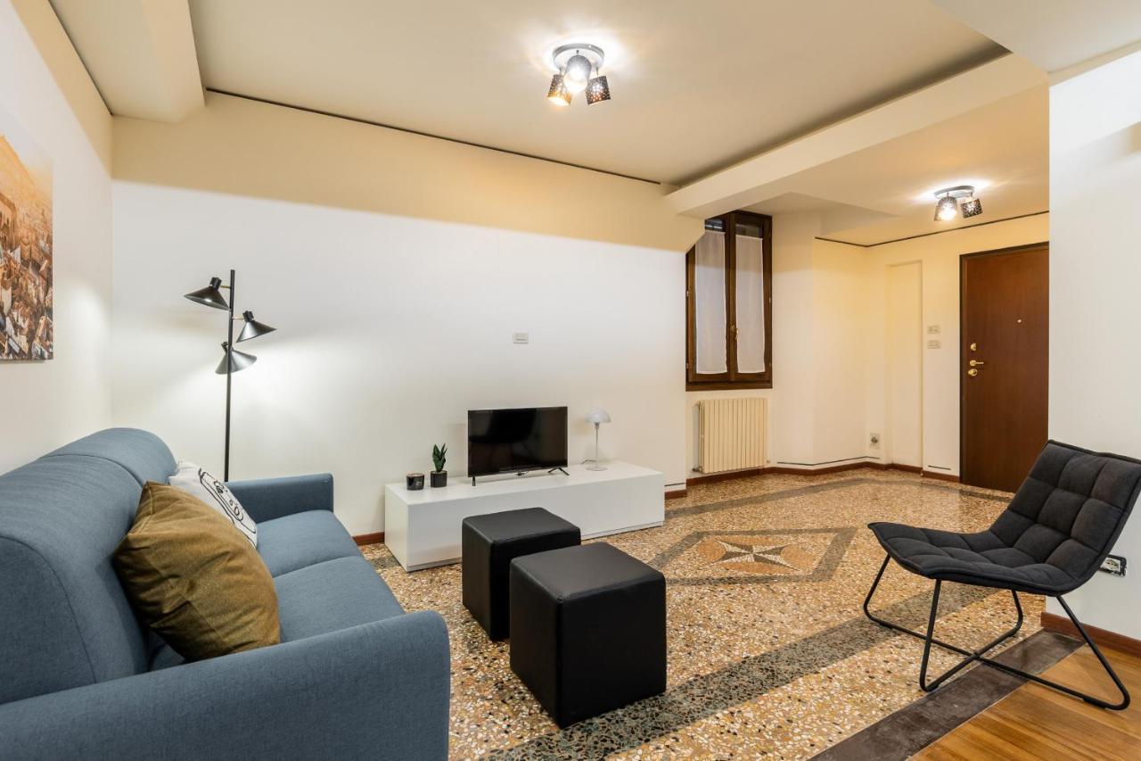Casa Ambrosini By Wonderful Italy Apartment