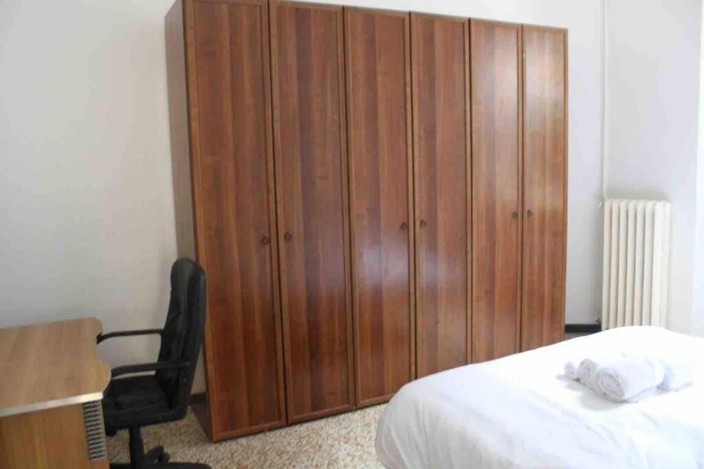 Apartamento In Pieno Centro Storico Bolonha