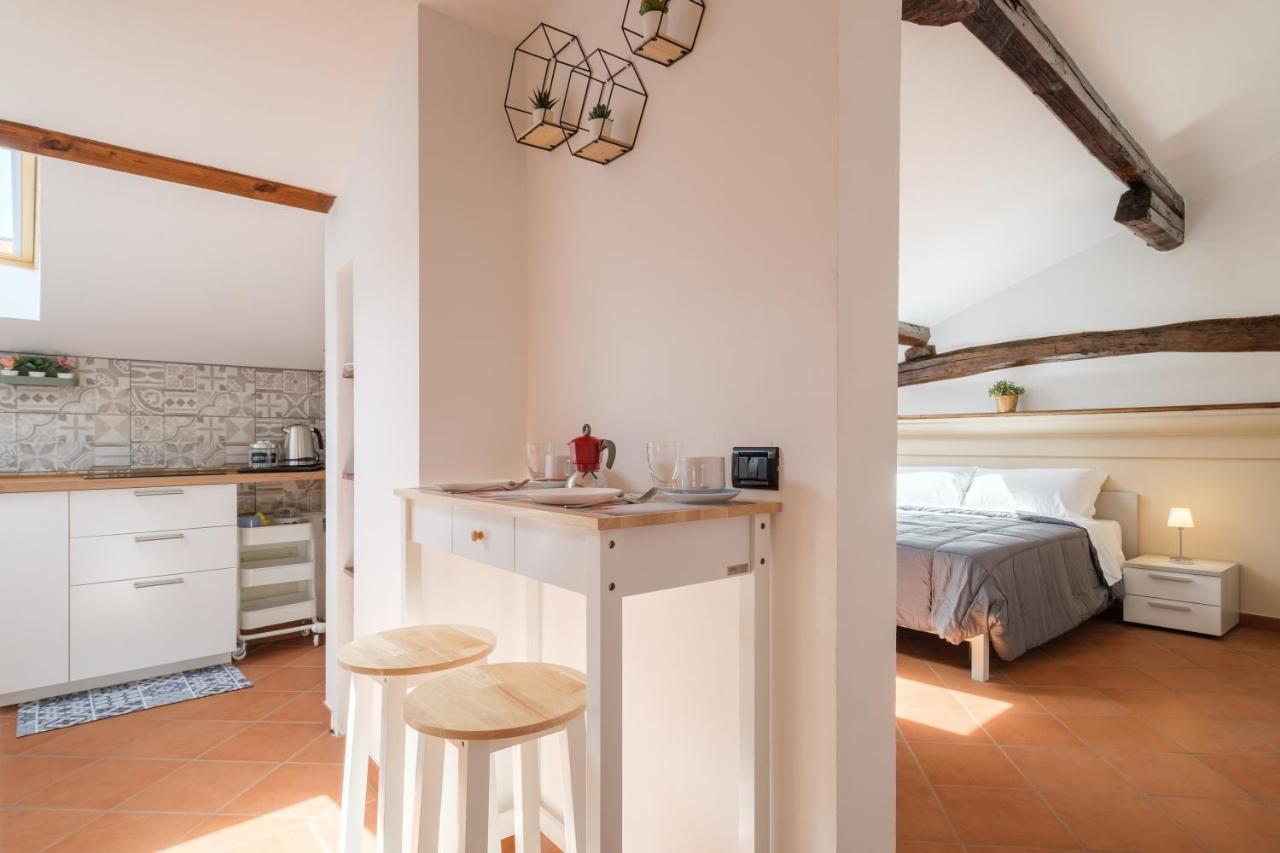 Dell'abbadia By Bologne