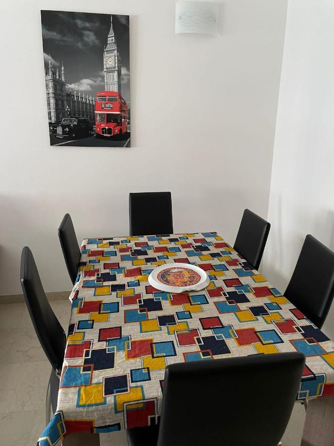 Apartamento Splendido In Zona Fiera A