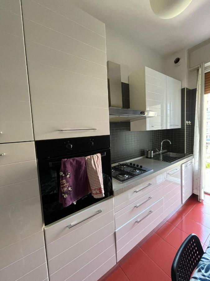 Apartamento Splendido In Zona Fiera A Bolonha