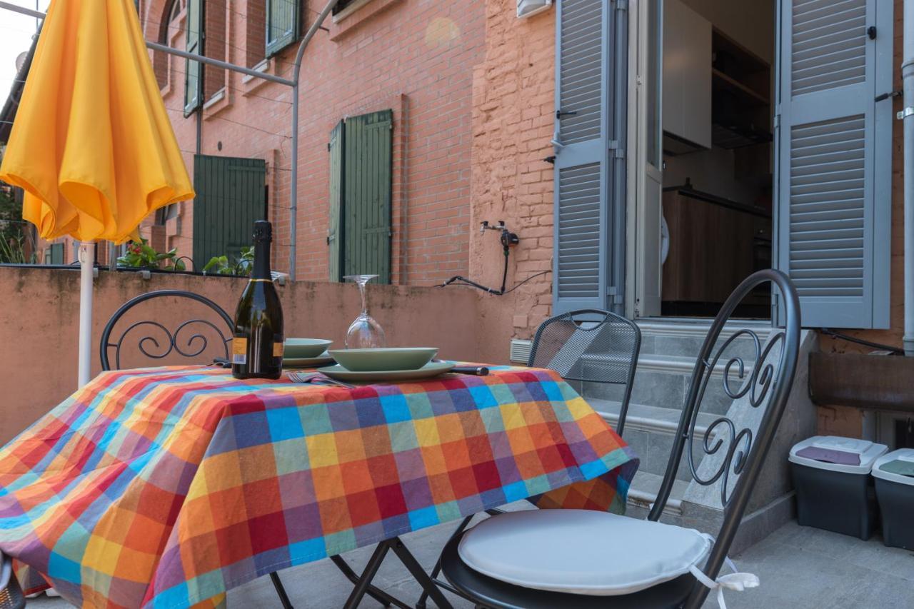 Apartment Capo Di Lucca - In The Historical Center With Terrace Bologna