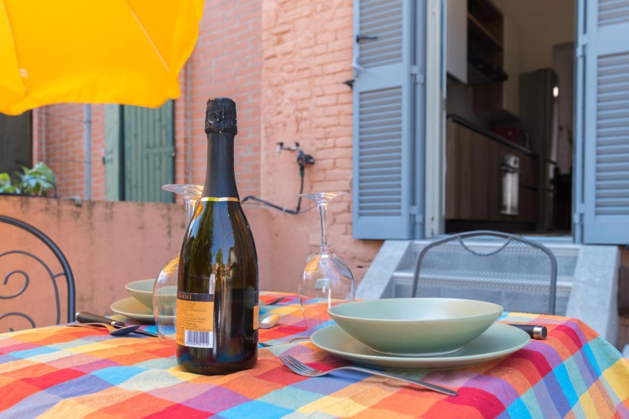 Apartment Capo Di Lucca - In The Historical Center With Terrace
