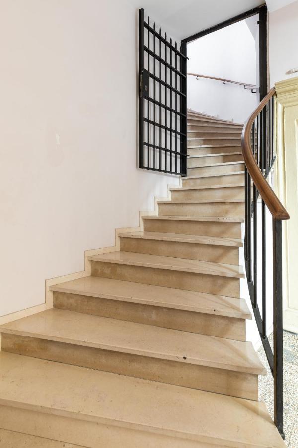 Santo Stefano Elegant By Wonderful Italy Apartment