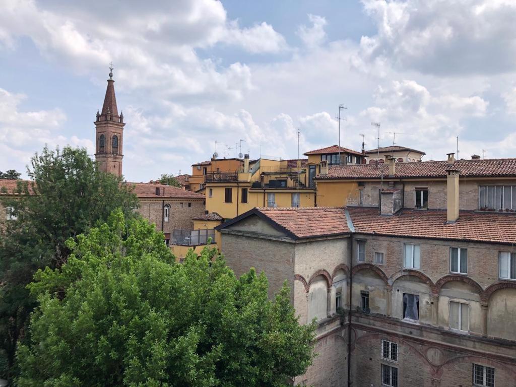 Charming Towers-roofs View Appartement Bologna