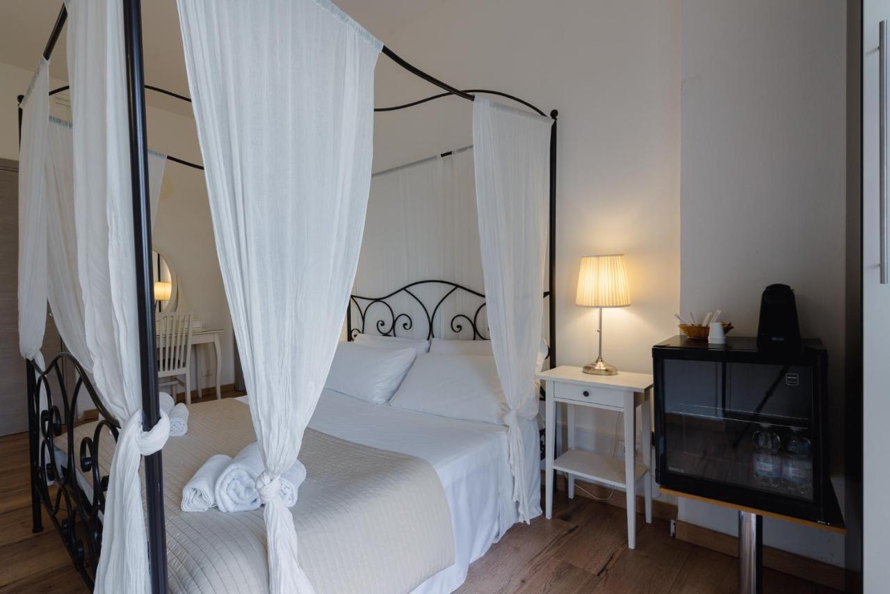 Elegance Bed & Breakfast