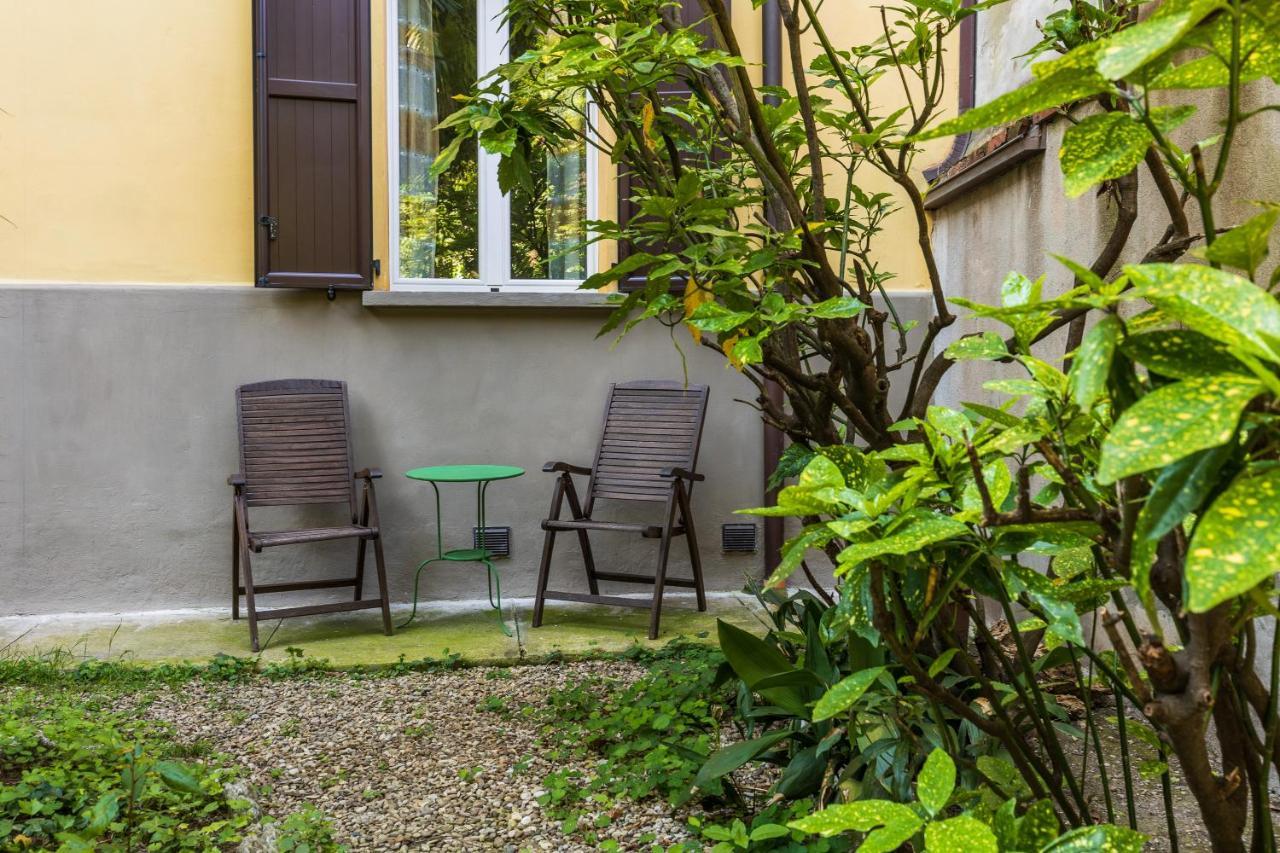 Belle Arti Gallery Garden House