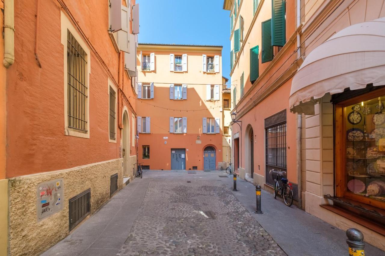 Golden By Apartment Bologna