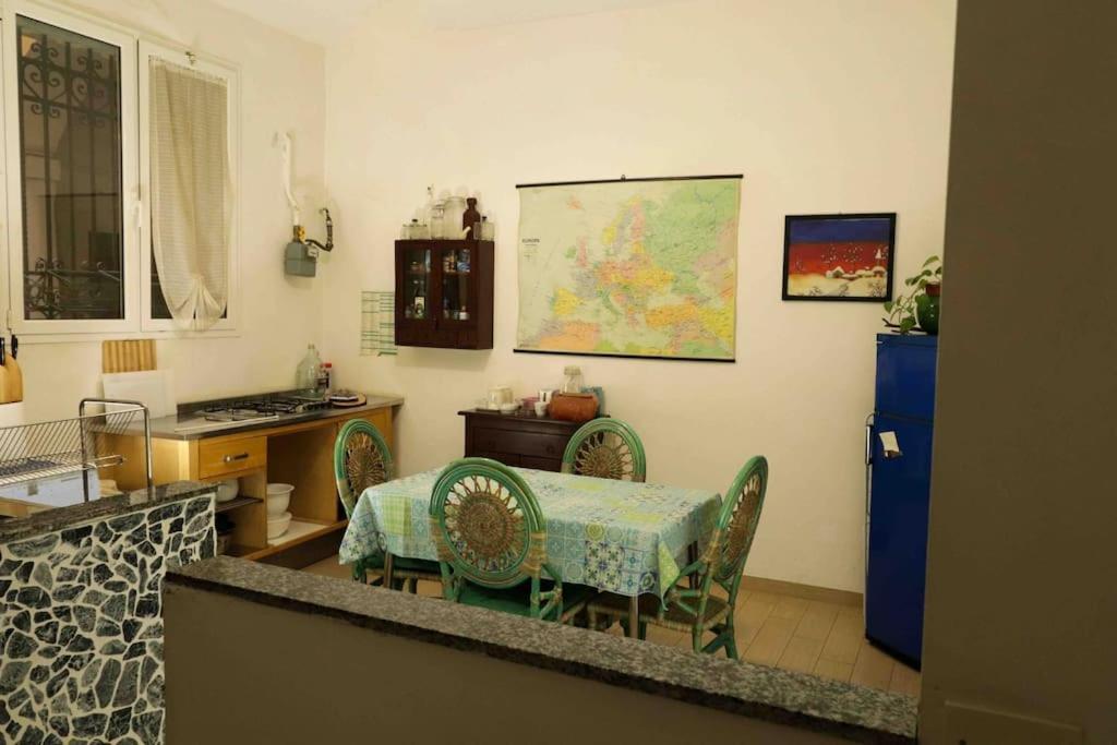 Lovely Flat, Ground Floor Centre Of Bologna! :) Bologne