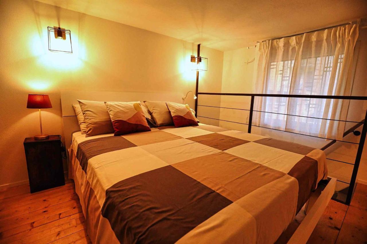 House Apartment *