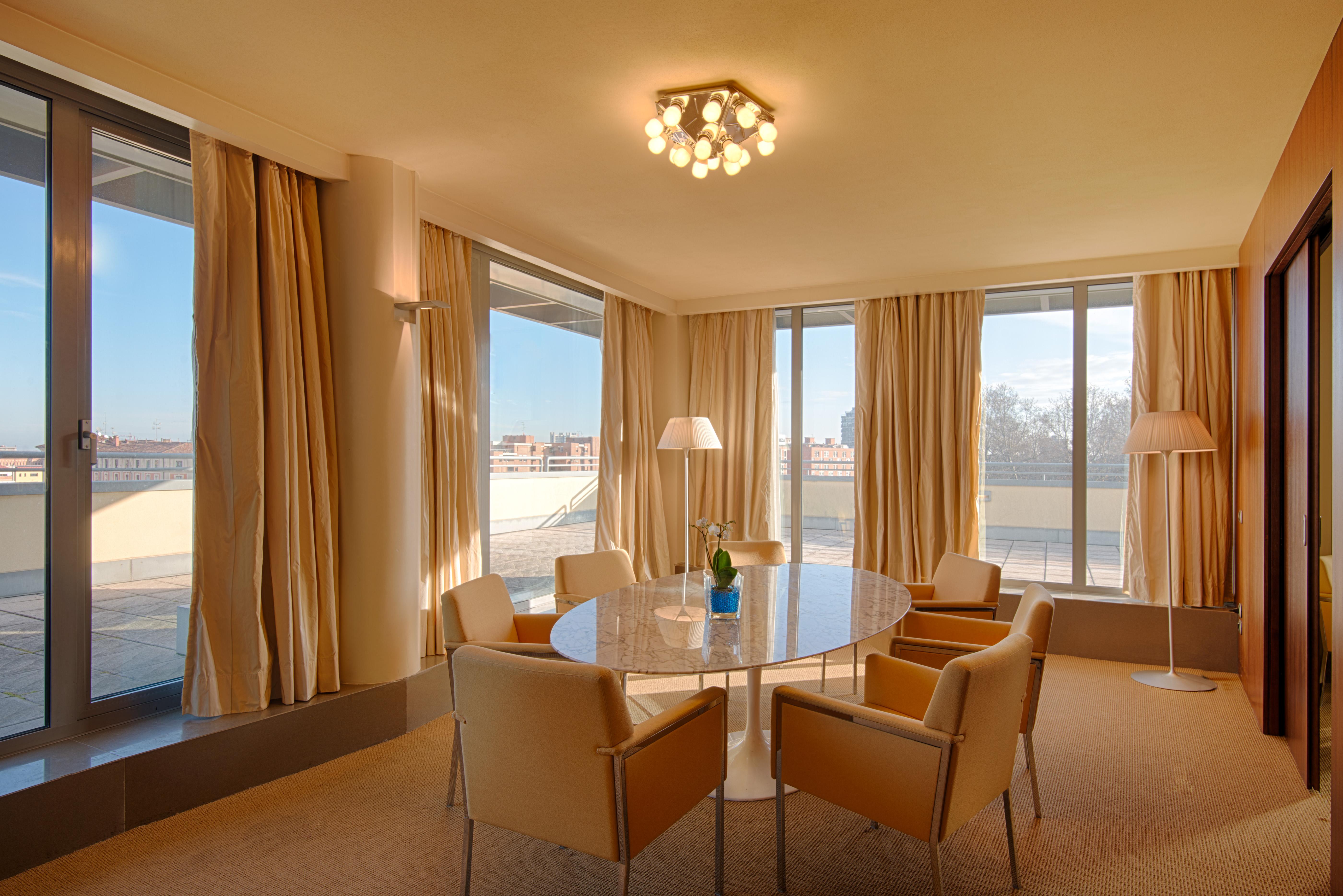 Hotel Nh De La Gare 4*