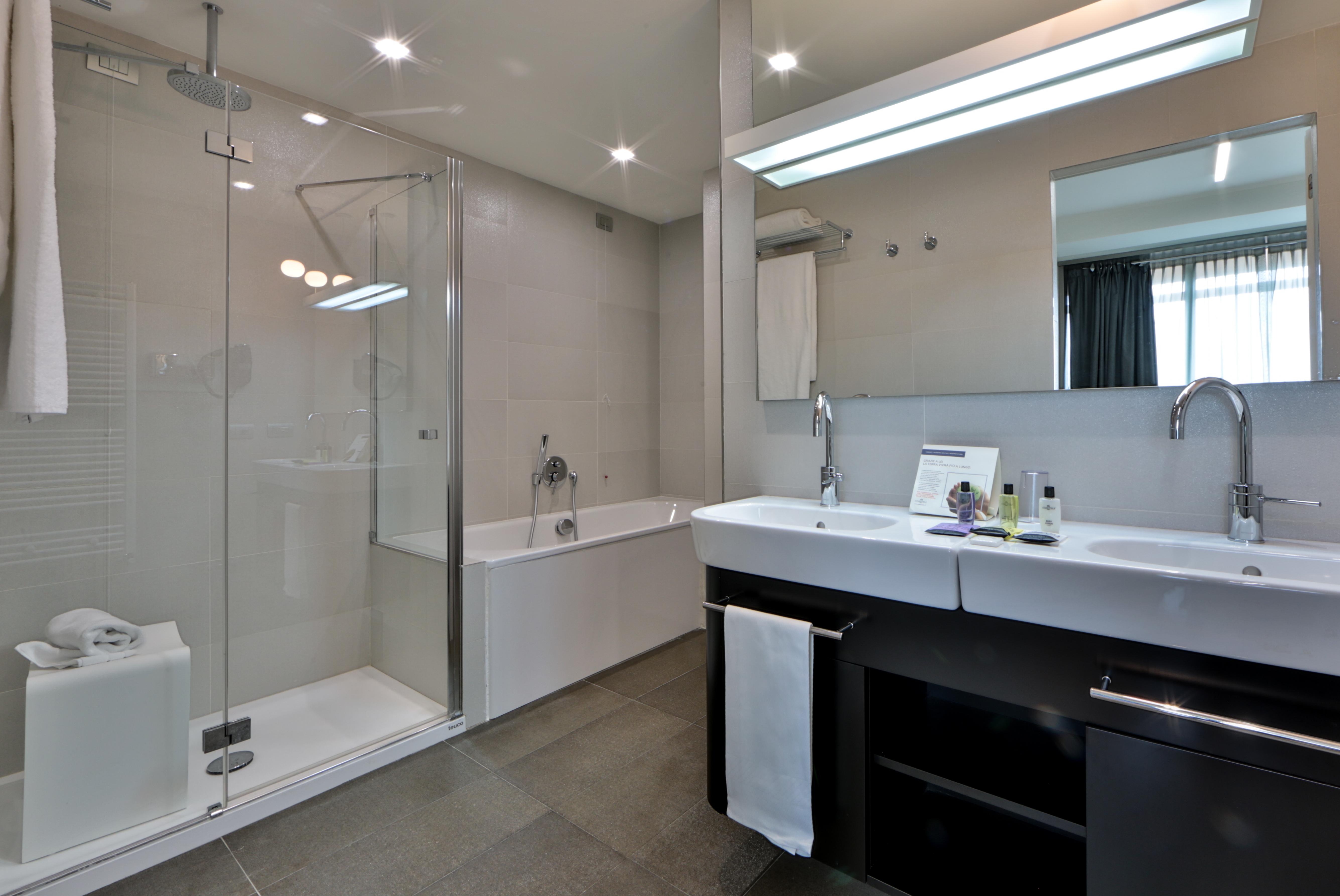 Unahotels San Vitale 4*