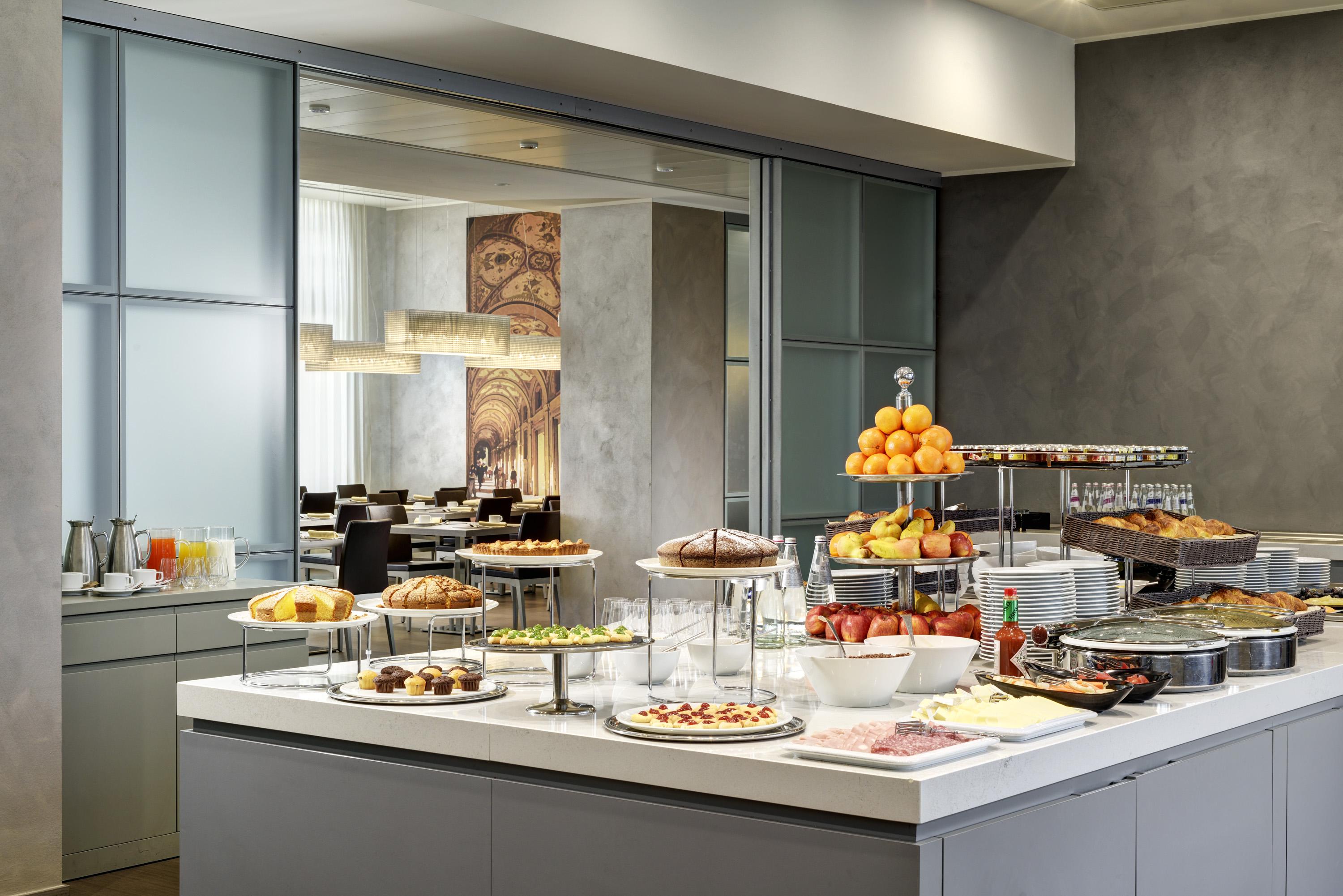 Unahotels San Vitale Hotel