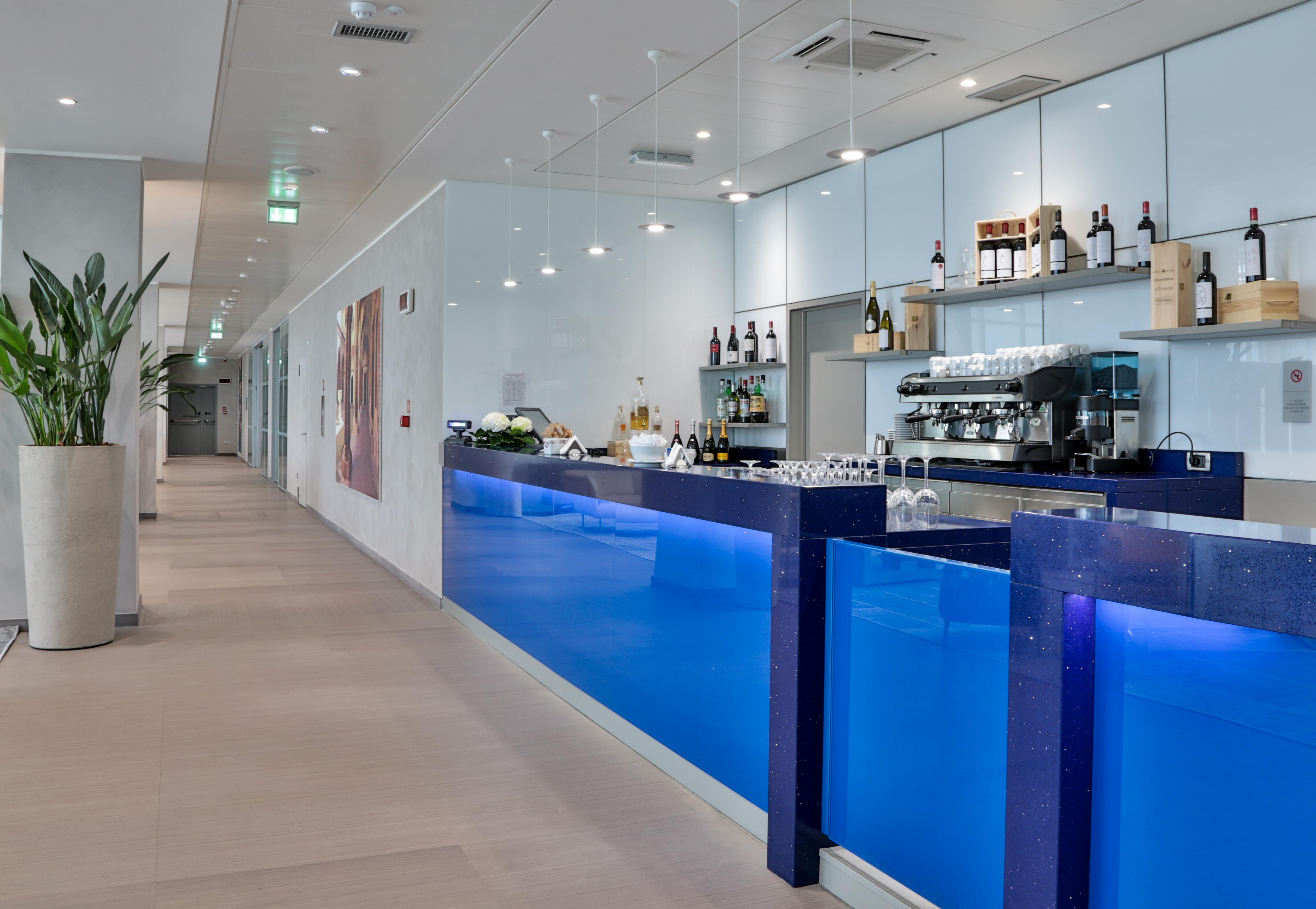Unahotels San Vitale Hotel 4*