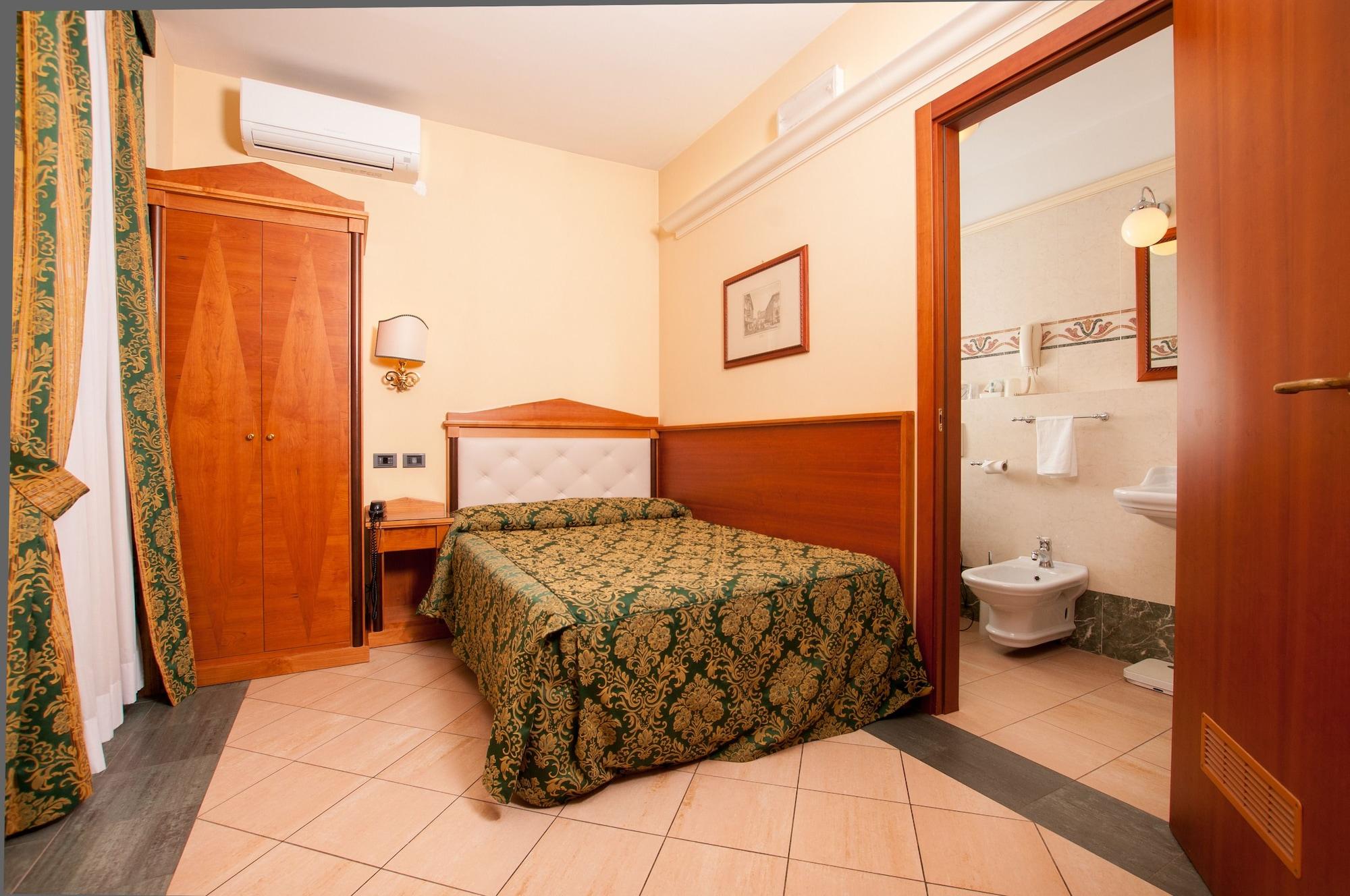 Touring 4* Bolonia