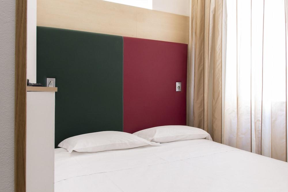 Smy Hotel