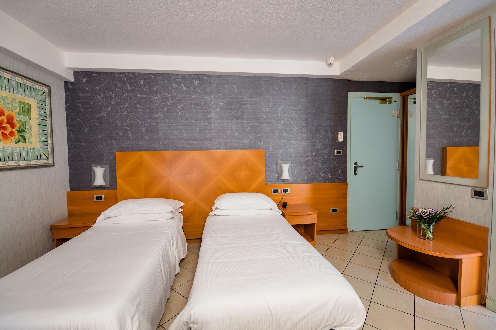 Hotel Centrale Hotel 3*