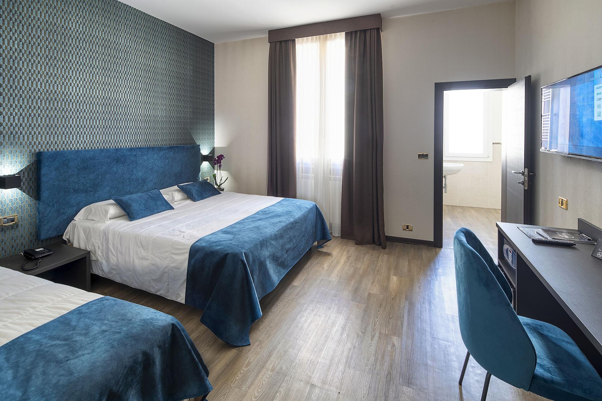 Astoria Hotel