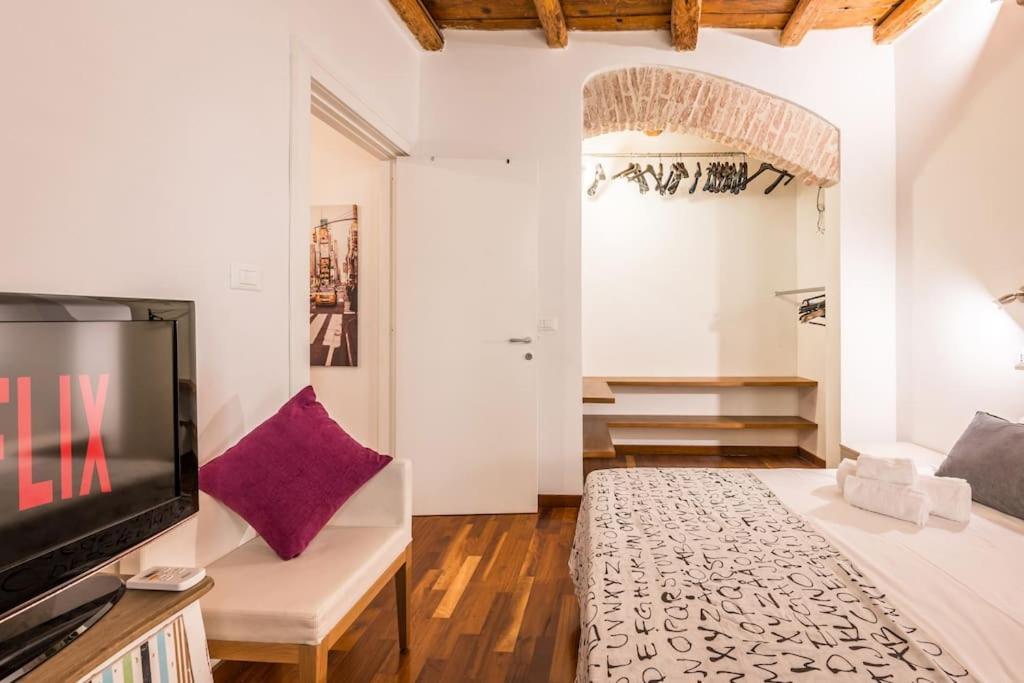 Ab - Via San Vitale 126 Bologne