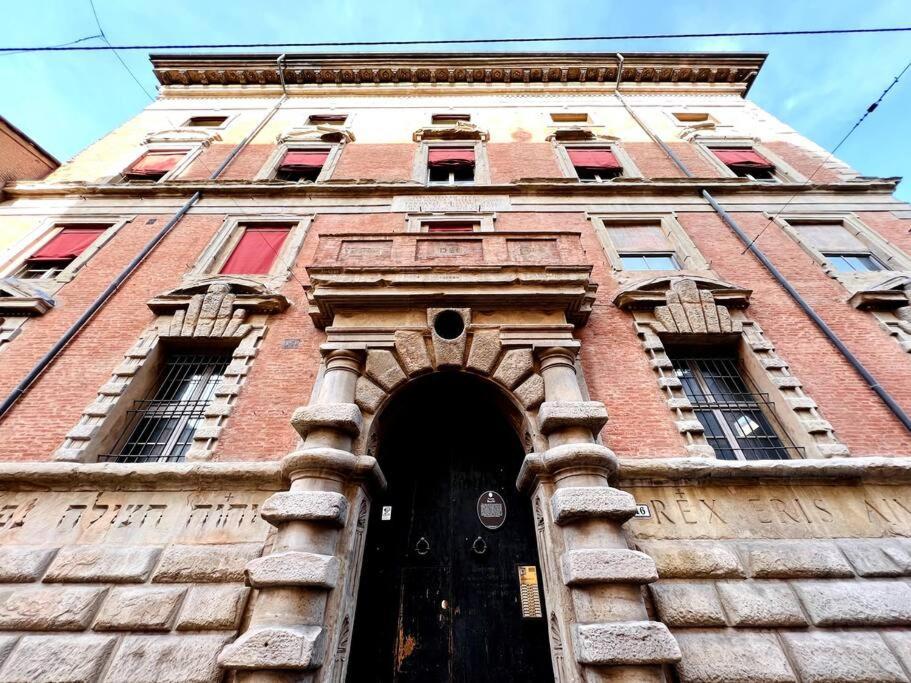 House Of Lovers - Magnificent View In The Heart Of Appartamento Bologna