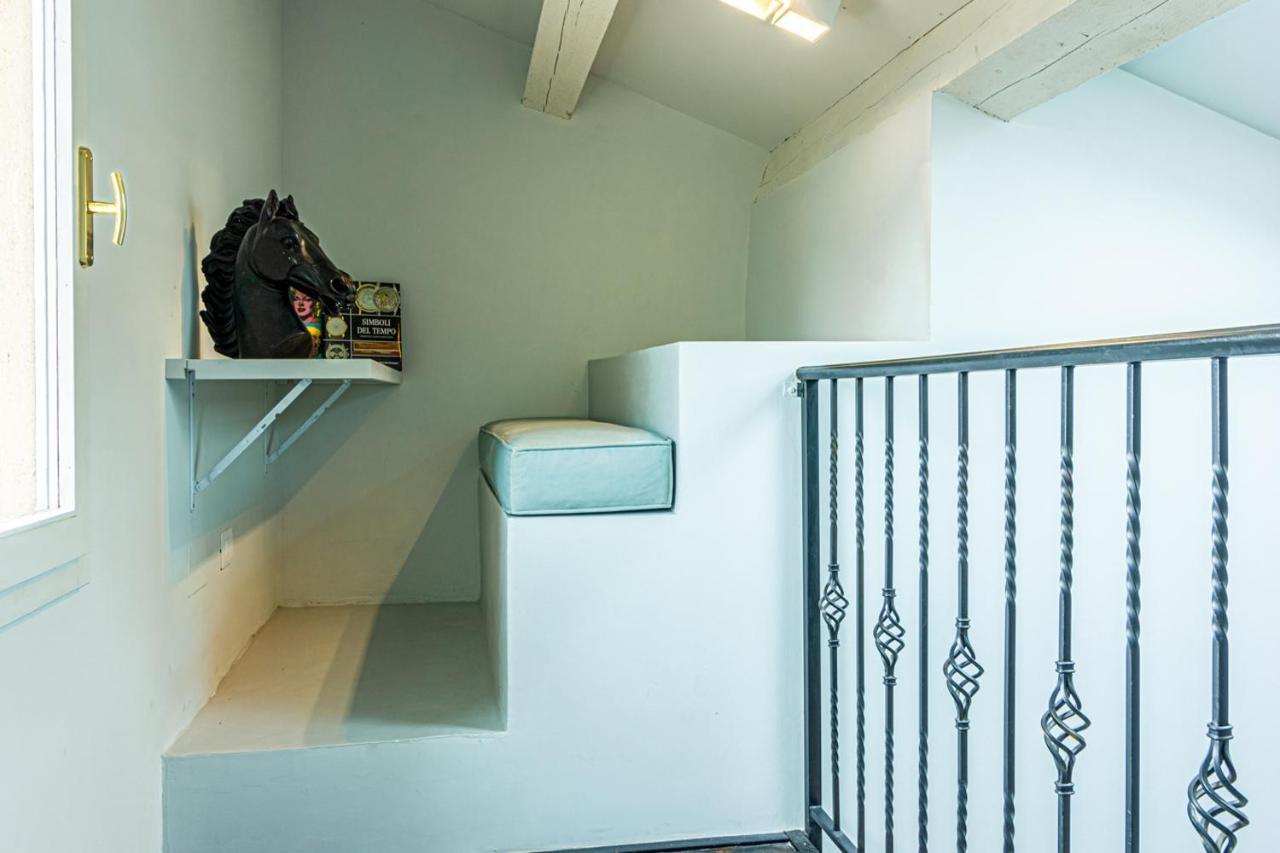 Apartment Casa Calypso In Canton De' Fiori