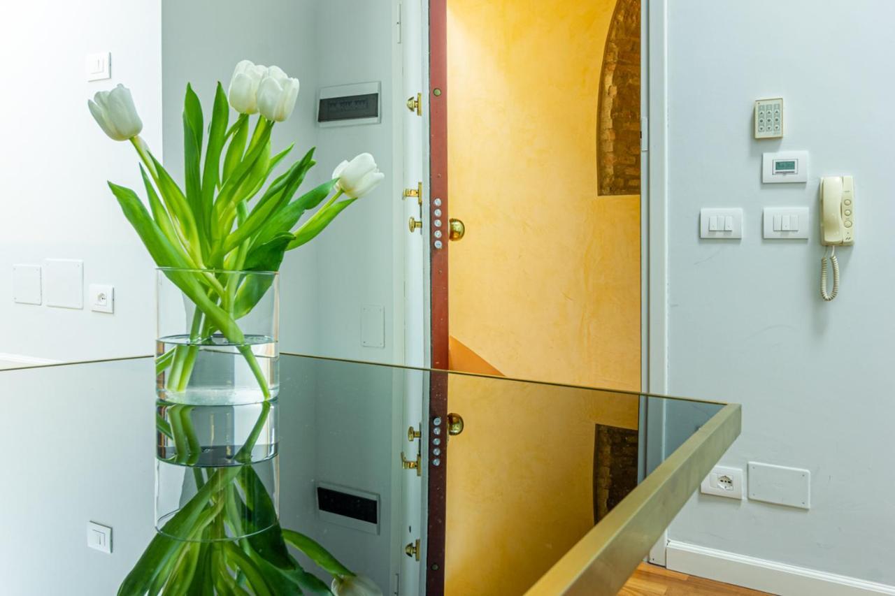 Apartment Casa Calypso In Canton De' Fiori