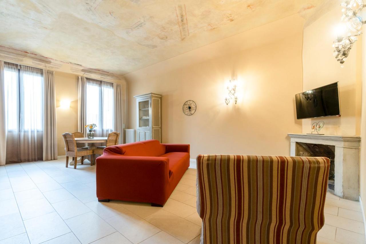 Apartamento Broccaindosso 33 - Nel Centro Storico Bolonha