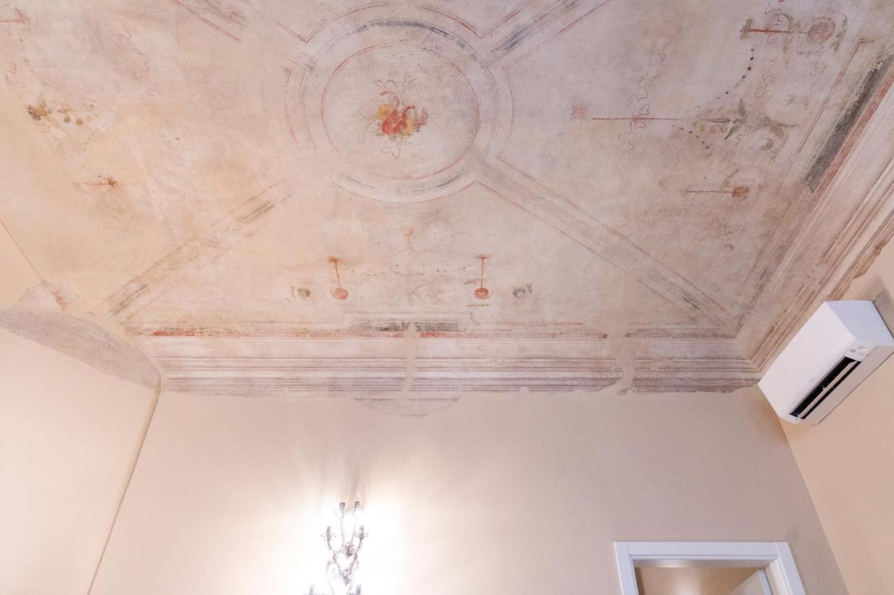 Broccaindosso 33 - Nel Centro Storico Apartamento *