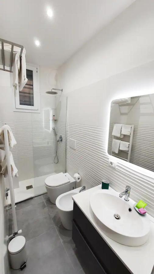 Fiera Station Apartment Bologna