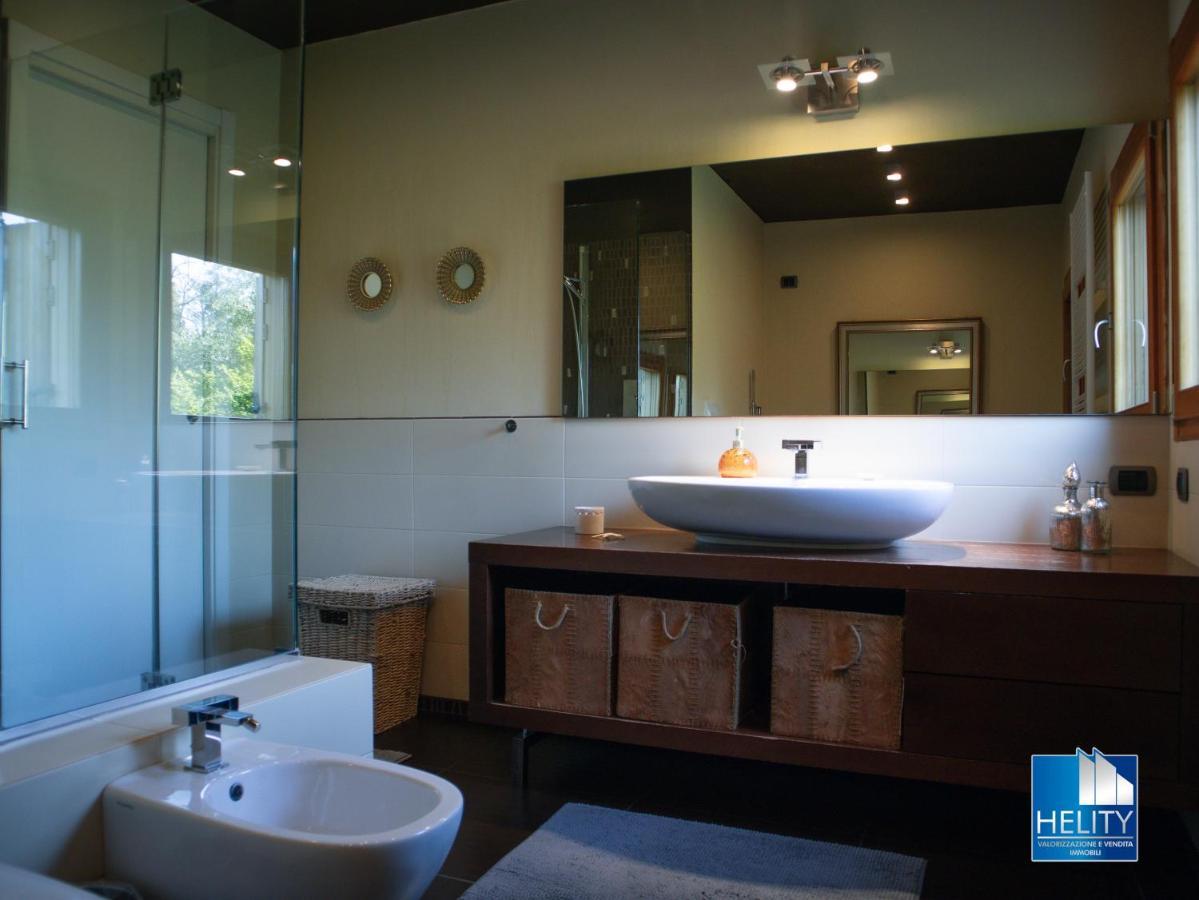 Villa Blissful Havenluxurious With Pool* * * * * Bologne