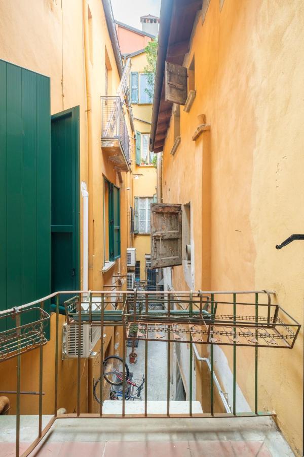Apartment The Central House By Studio Vita Bologna