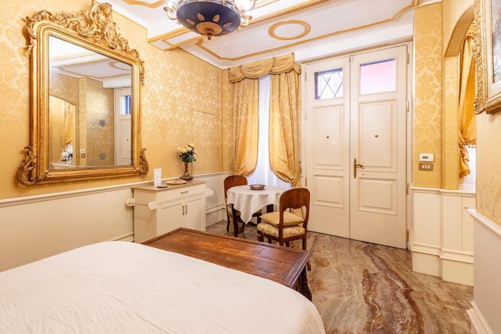 Ground Floor Luxe Historic Studio City Centre