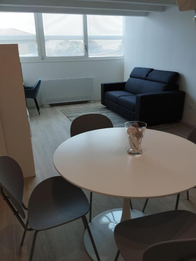 Llhome Elegante Monolocale Ristrutturato Con Posto Auto Coperto Apartment Bologna