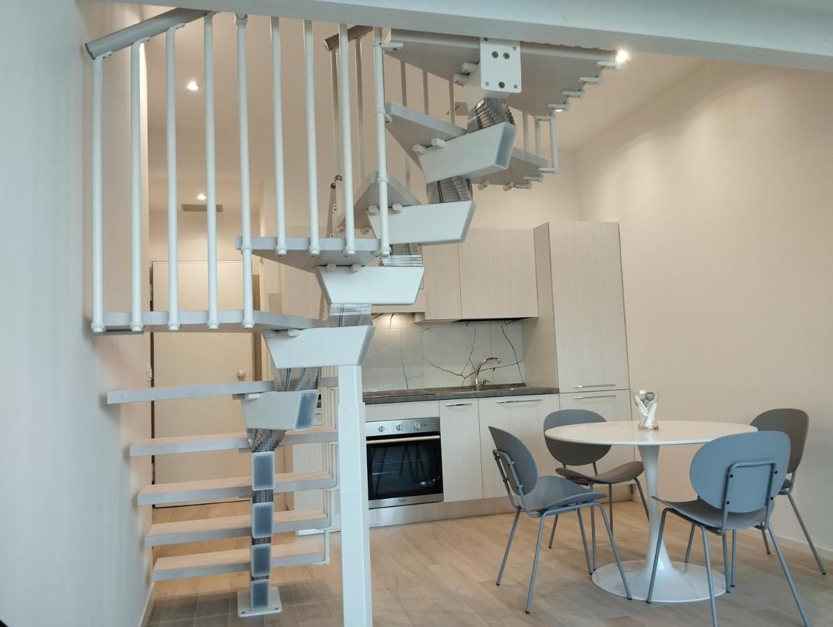 Apartment Llhome Elegante Monolocale Ristrutturato Con Posto Auto Coperto *