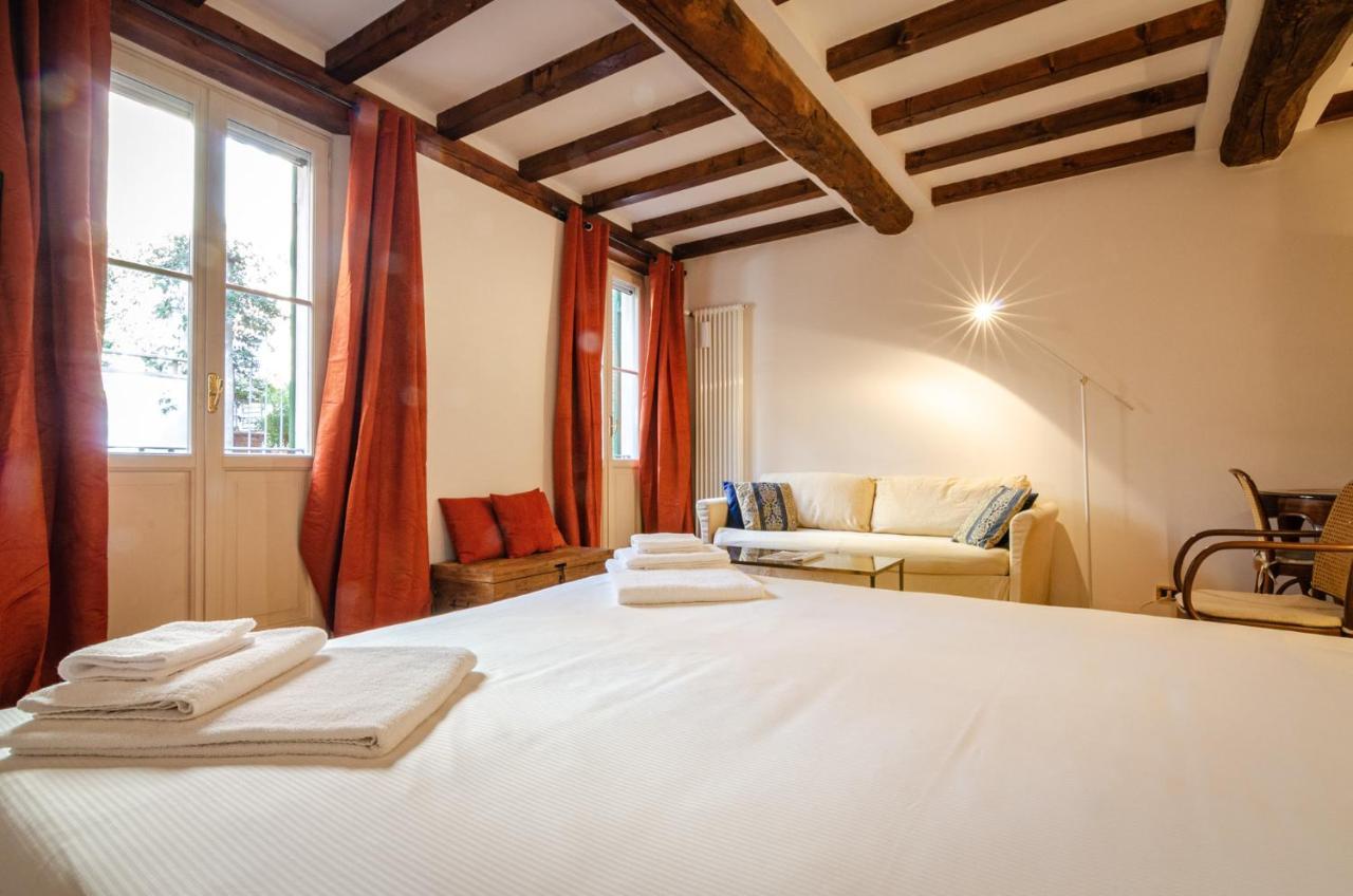 Lele Suite, In Centro Storico Appartamento *