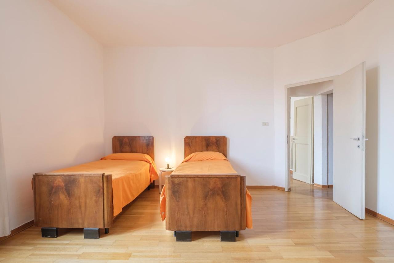 Towers View By Apartment Bologna