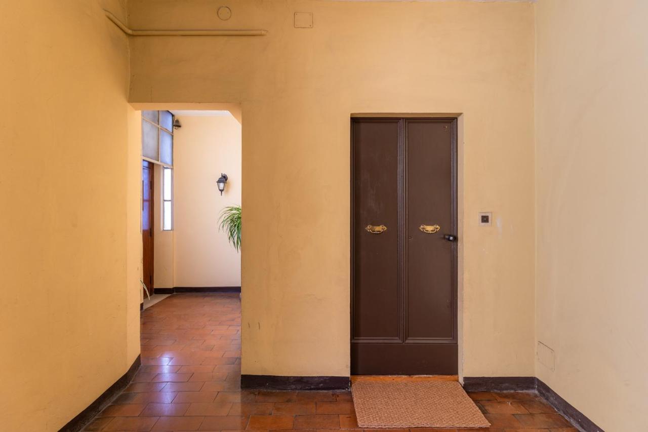 Apartamento Con Terrazza Tra I Tetti Del Centro *